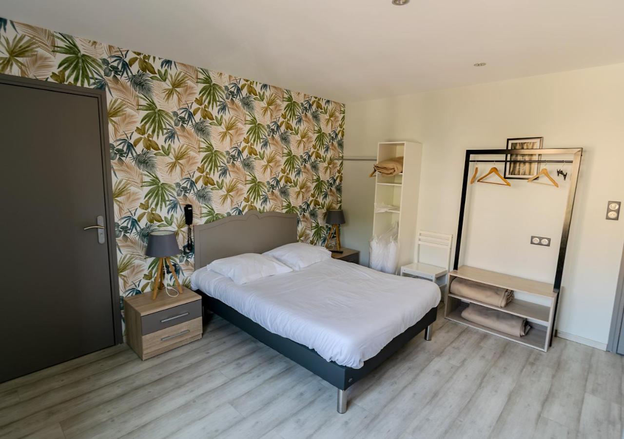Hotel De L'Abbaye A Клуни Екстериор снимка