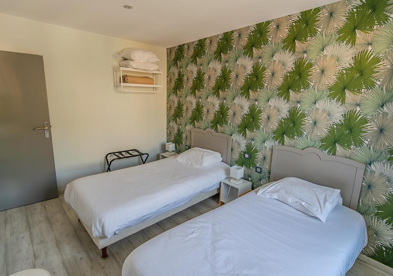 Hotel De L'Abbaye A Клуни Екстериор снимка