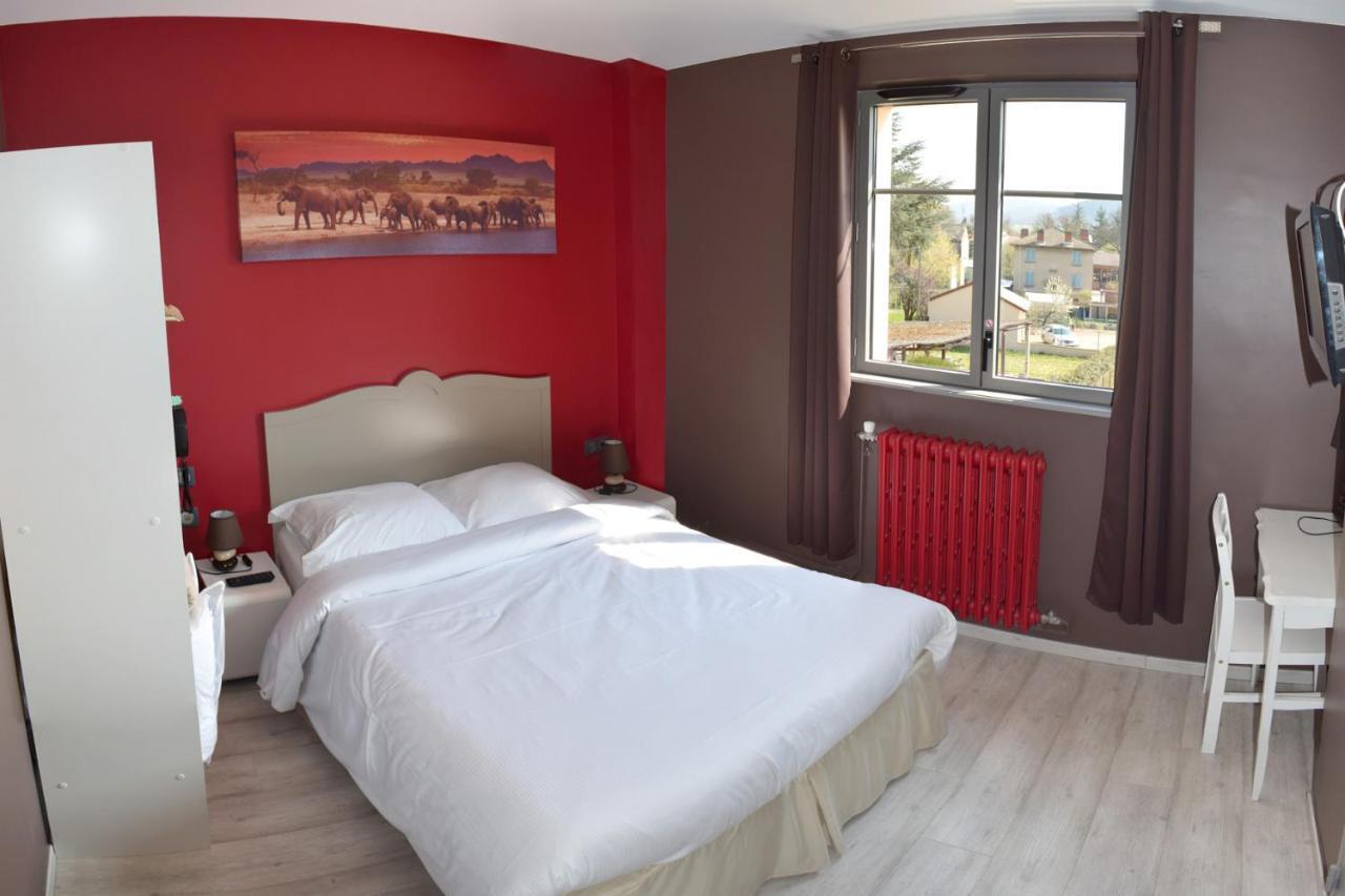 Hotel De L'Abbaye A Клуни Екстериор снимка