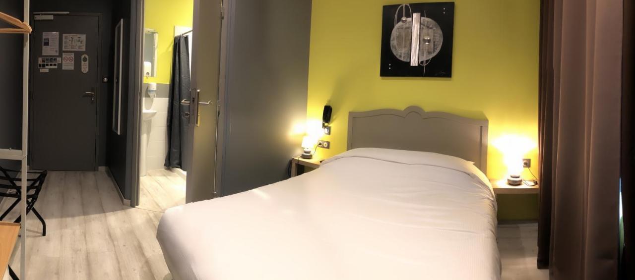 Hotel De L'Abbaye A Клуни Екстериор снимка